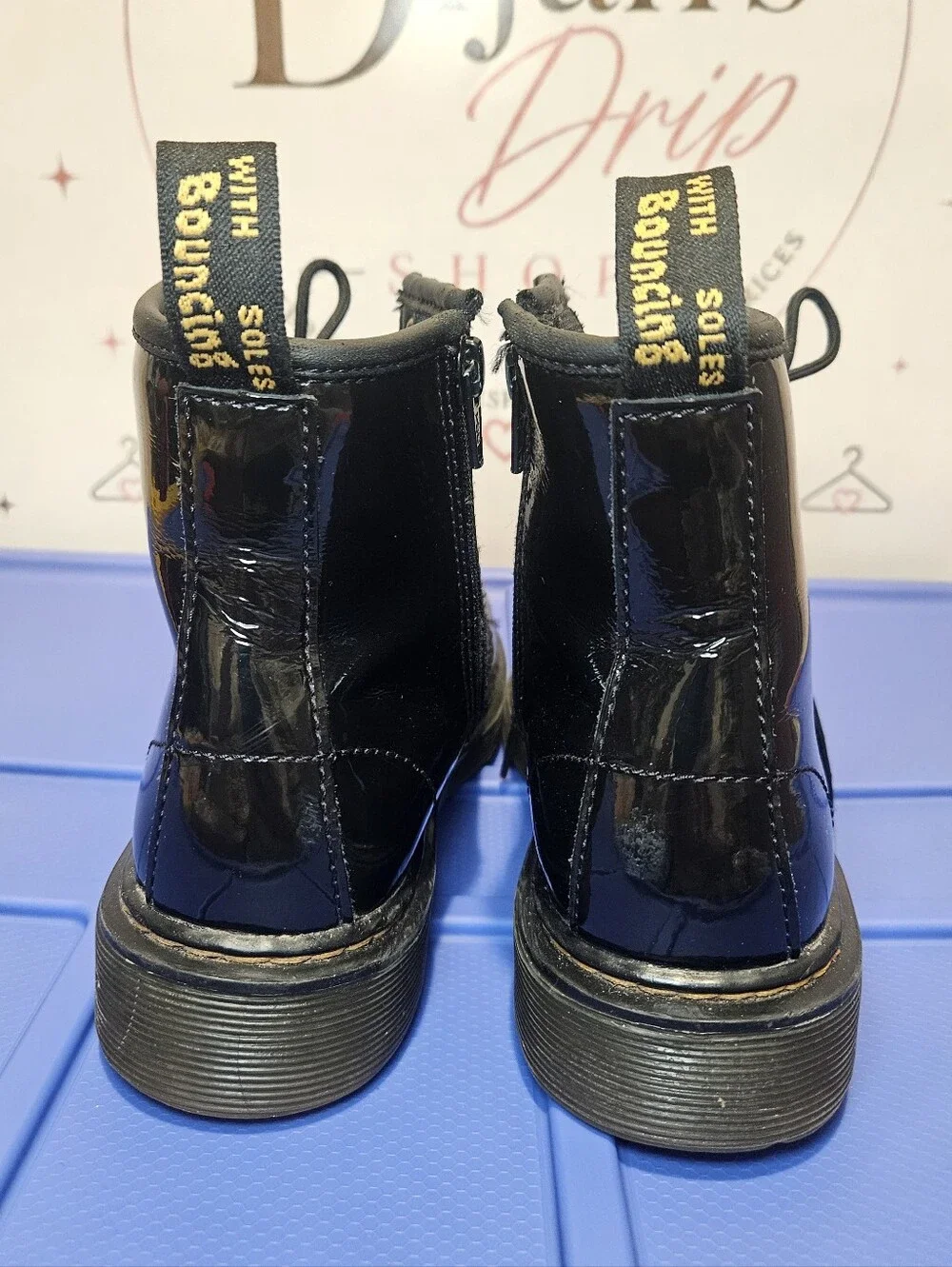 Dr. Martens eyelets leather